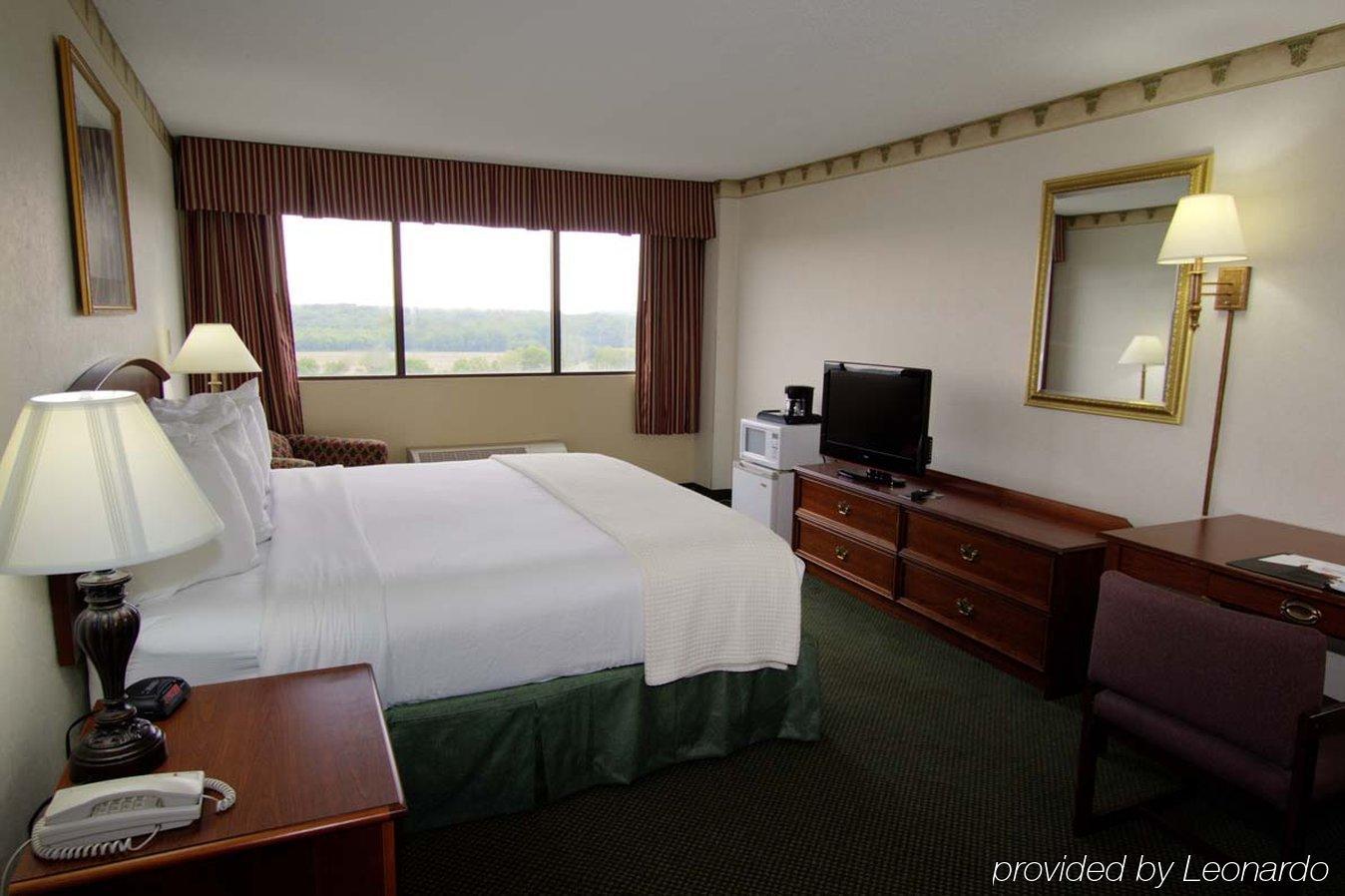 Doubletree By Hilton Clarksville Riverview Szoba fotó