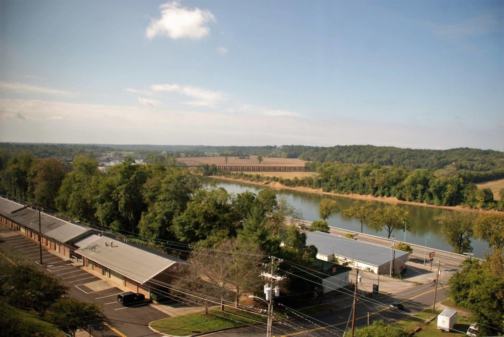 Doubletree By Hilton Clarksville Riverview Kültér fotó