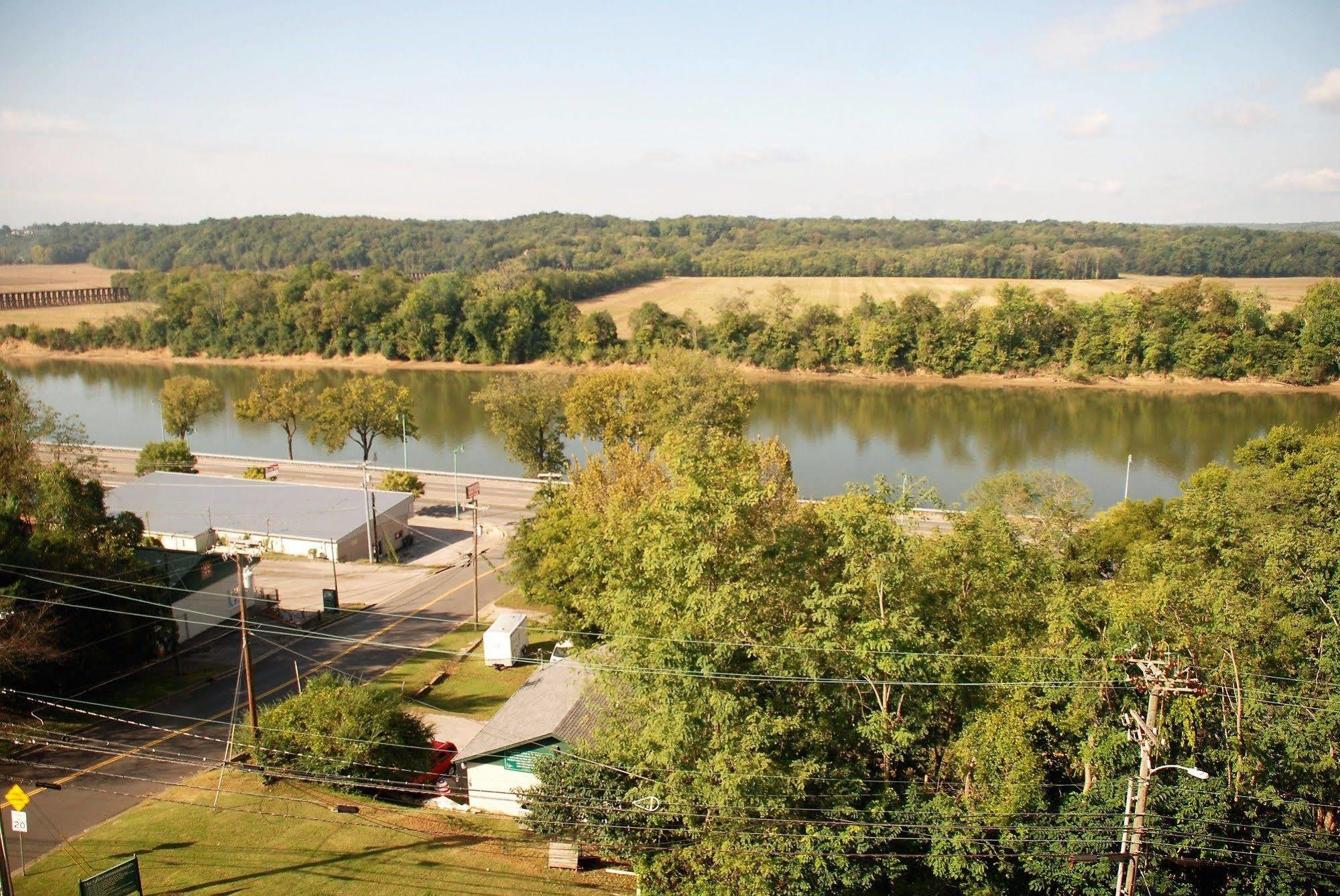 Doubletree By Hilton Clarksville Riverview Kültér fotó