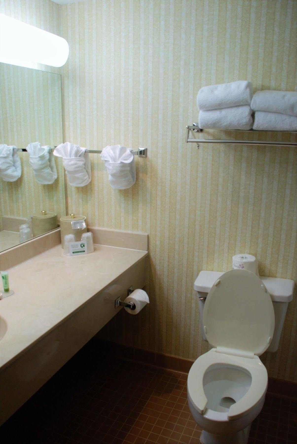 Doubletree By Hilton Clarksville Riverview Kültér fotó
