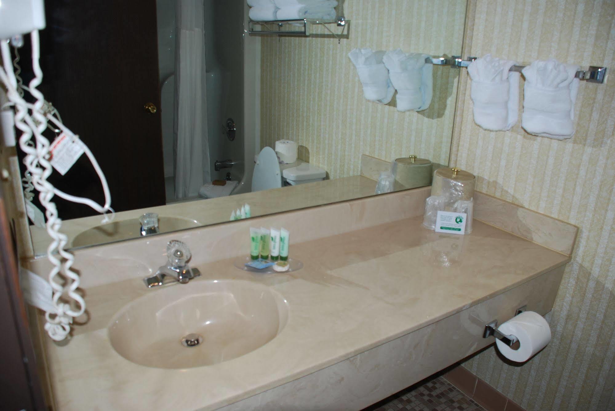 Doubletree By Hilton Clarksville Riverview Kültér fotó
